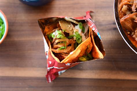 How many sugar are in braised pork walking taco - calories, carbs, nutrition