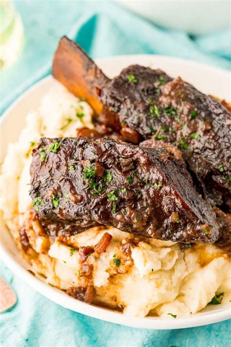 How many sugar are in braised short ribs of beef - calories, carbs, nutrition