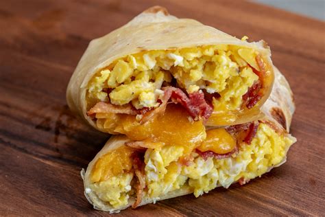 How many sugar are in breakfast bacon burrito - calories, carbs, nutrition