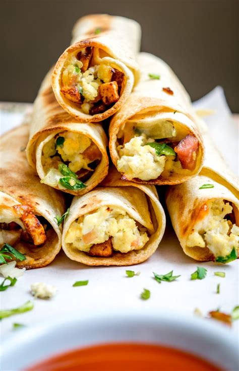 How many sugar are in breakfast taquitos - calories, carbs, nutrition