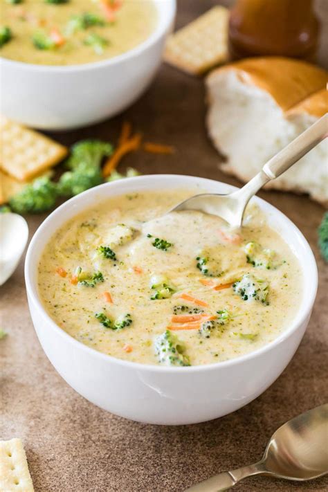 How many sugar are in broccoli cheddar soup - calories, carbs, nutrition