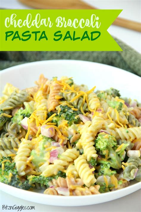 How many sugar are in broccoli cheese pasta casserette - calories, carbs, nutrition