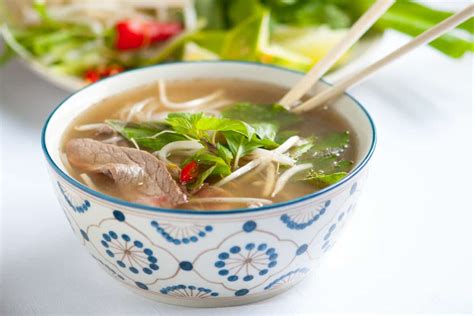 How many sugar are in broth pho beef 3/4 cup - calories, carbs, nutrition