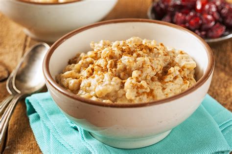 How many sugar are in brown rice pudding - calories, carbs, nutrition