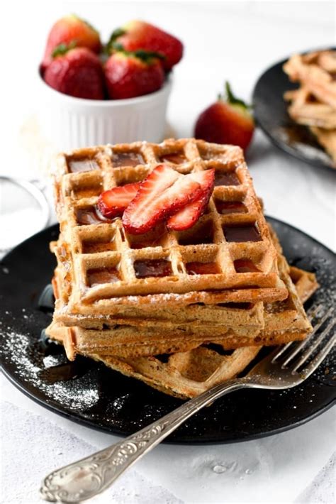 How many sugar are in buckwheat waffles - calories, carbs, nutrition