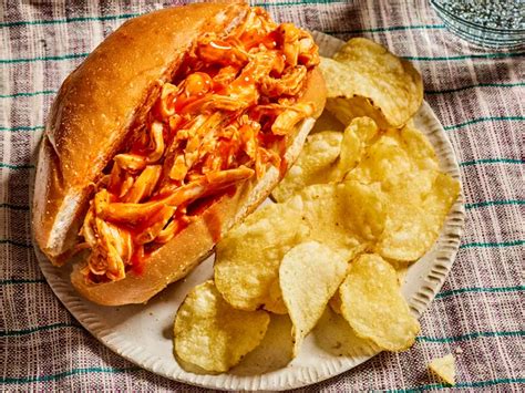 How many sugar are in buffalo chicken loafer sandwich - calories, carbs, nutrition