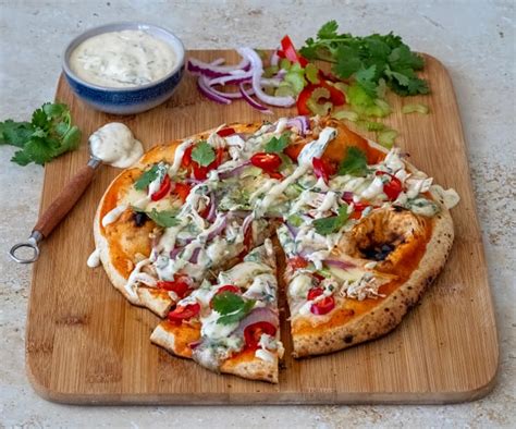 How many sugar are in buffalo chicken pizza - sol - calories, carbs, nutrition