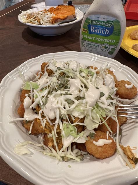 How many sugar are in buffalo chicken potato bowl (1) - calories, carbs, nutrition