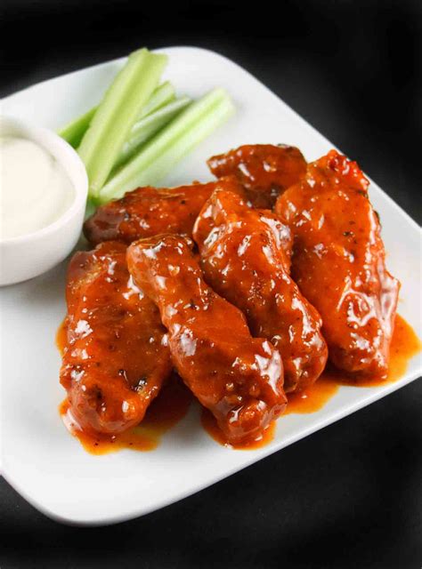 How many sugar are in buffalo chicken wings (9 piece) - calories, carbs, nutrition