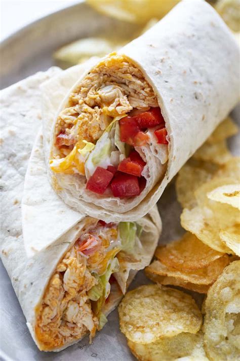 How many sugar are in buffalo chicken wrap with blue cheese - calories, carbs, nutrition