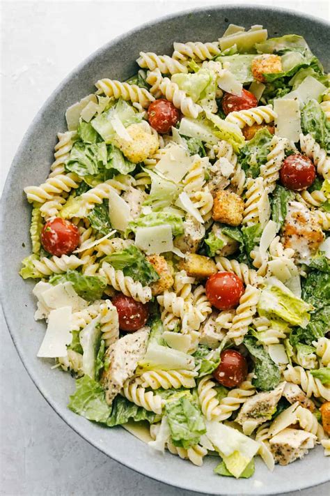 How many sugar are in caesar pasta salad - calories, carbs, nutrition