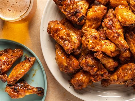 How many sugar are in cajun bbq chicken wings - calories, carbs, nutrition