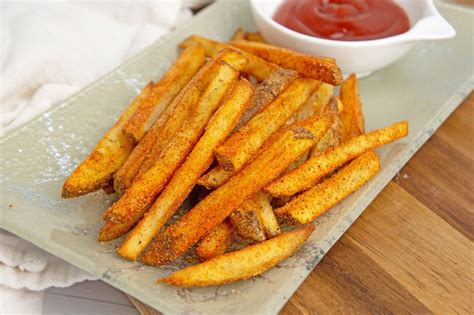 How many sugar are in cajun fries (reg) - calories, carbs, nutrition