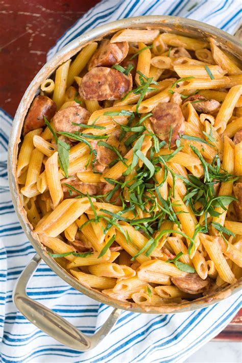 How many sugar are in cajun penne and andouille sausage - calories, carbs, nutrition