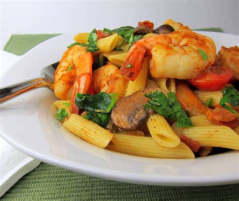 How many sugar are in cajun shrimp fettuccine with vegetables - calories, carbs, nutrition