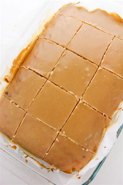 How many sugar are in cake yellow peanut butter icing fsp slc=8x8 - calories, carbs, nutrition