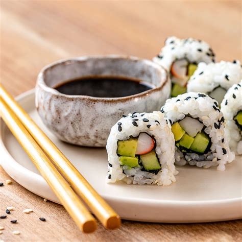 How many sugar are in california sushi roll - calories, carbs, nutrition