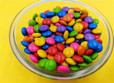 How many sugar are in candy coating chocolate - calories, carbs, nutrition