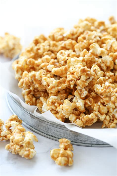 How many sugar are in caramel corn - calories, carbs, nutrition