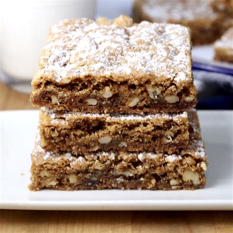 How many sugar are in cardamom date almond pecan bars (10888.1) - calories, carbs, nutrition