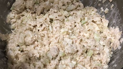 How many sugar are in carolina chicken salad - calories, carbs, nutrition