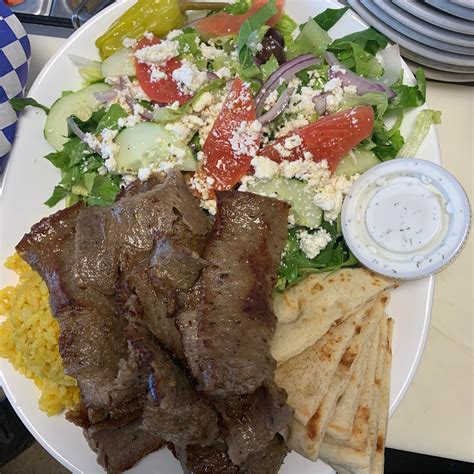 How many sugar are in carved lamb gyro platter - calories, carbs, nutrition