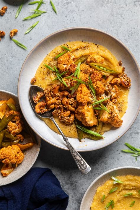 How many sugar are in cauliflower polenta bowl - calories, carbs, nutrition