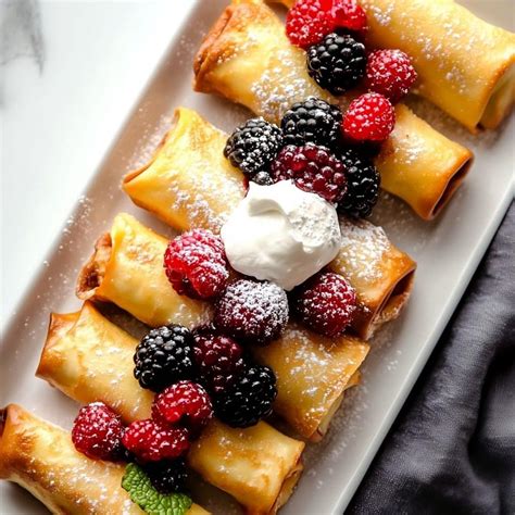 How many sugar are in cheese blintzes with toppings - calories, carbs, nutrition