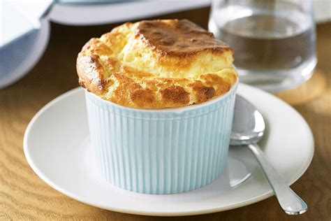 How many sugar are in cheese souffle - calories, carbs, nutrition