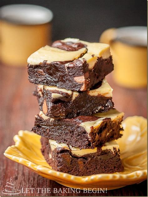 How many sugar are in cheesecake swirl brownies tray - calories, carbs, nutrition