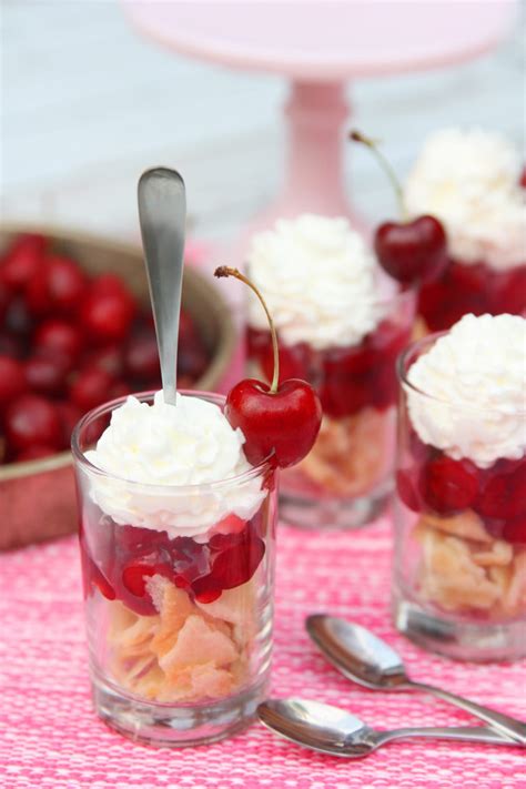 How many sugar are in cherry-lemon parfait - calories, carbs, nutrition