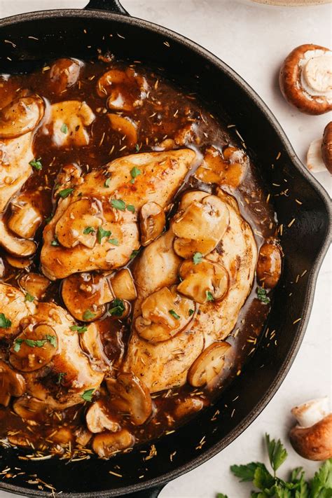 How many sugar are in chicken and mushroom noodle marsala with seasoned broccoli - calories, carbs, nutrition