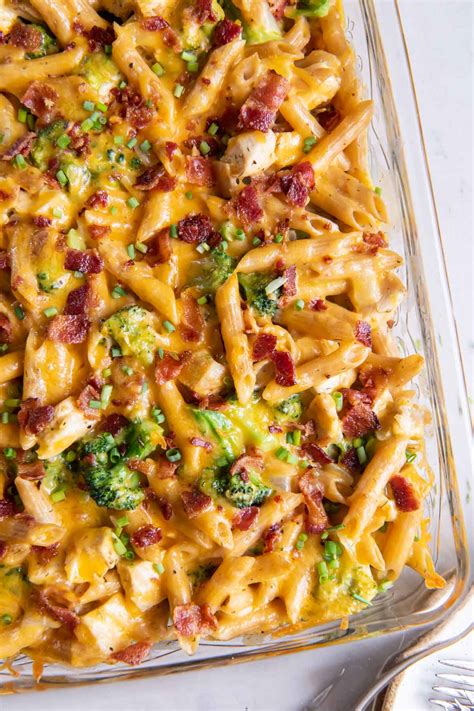 How many sugar are in chicken bacon ranch casserole - calories, carbs, nutrition