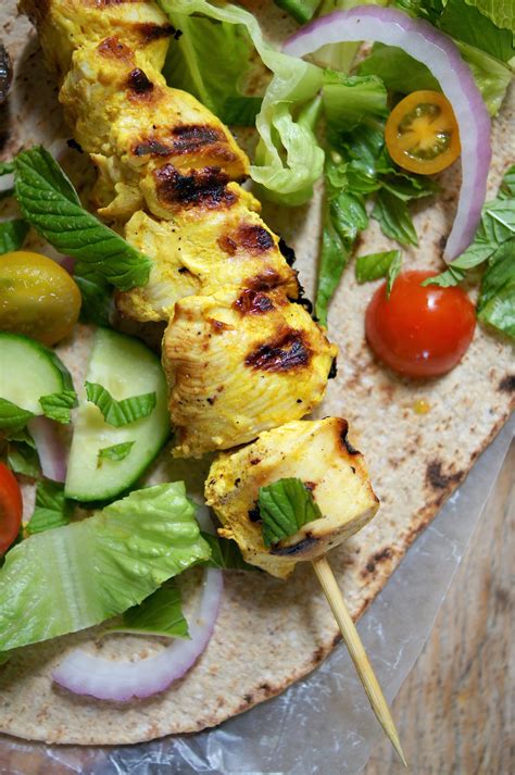 How many sugar are in chicken breast rndm kebab grilled coriander chutney - calories, carbs, nutrition