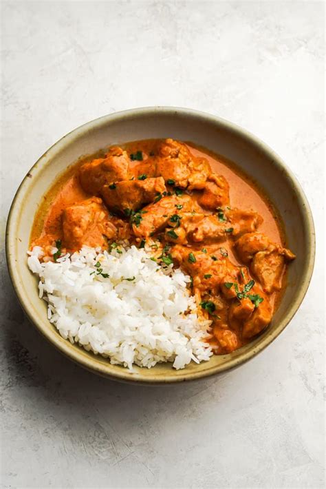 How many sugar are in chicken breast rndm red curry cmp - calories, carbs, nutrition