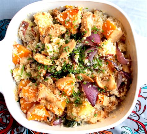 How many sugar are in chicken couscous and vegetable bowl - calories, carbs, nutrition