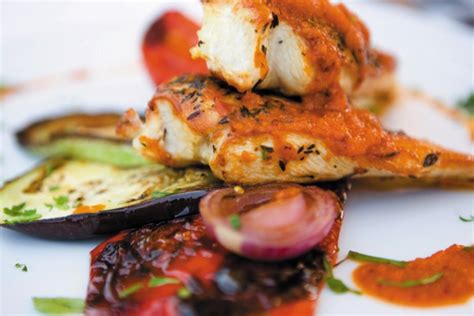 How many sugar are in chicken diablo with a red pepper coulis, herbed potatoes green beans - calories, carbs, nutrition