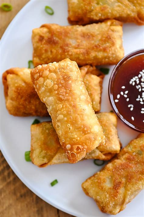 How many sugar are in chicken egg roll - calories, carbs, nutrition
