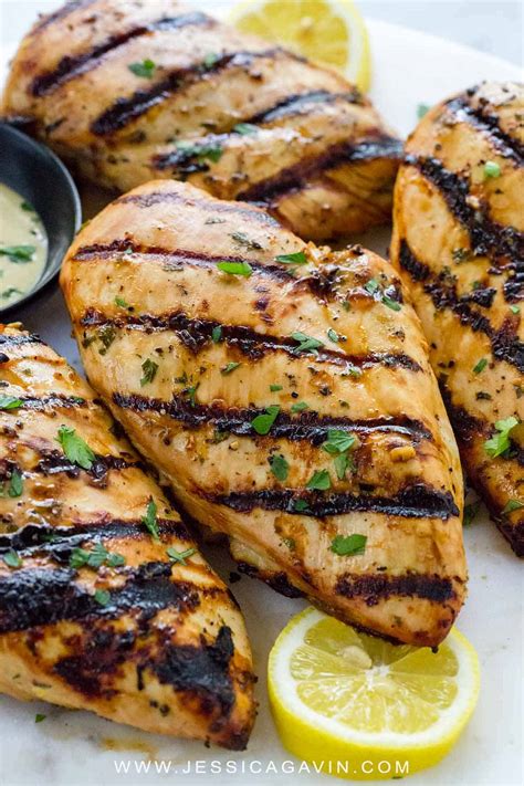 How many sugar are in chicken in marinade (49478.1) - calories, carbs, nutrition