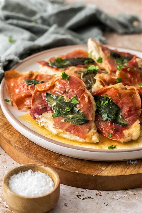 How many sugar are in chicken saltimbocca - calories, carbs, nutrition