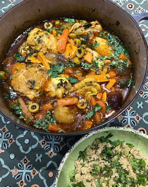 How many sugar are in chicken tagine - calories, carbs, nutrition