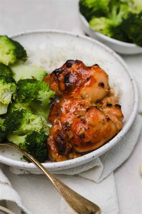 How many sugar are in chicken thigh honey ginger - calories, carbs, nutrition