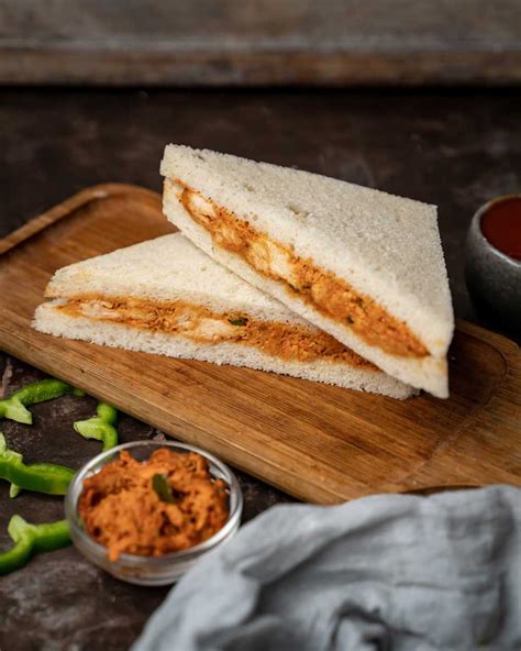 How many sugar are in chicken tikka sandwich - calories, carbs, nutrition