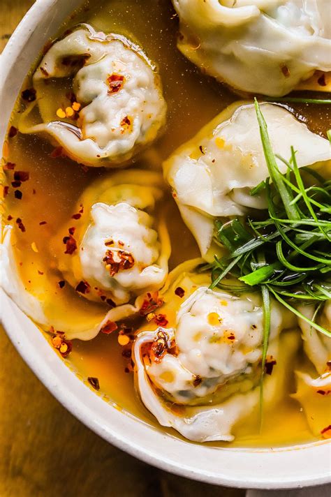 How many sugar are in chicken wonton soup - calories, carbs, nutrition