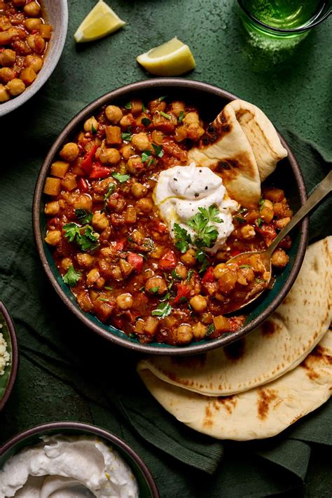 How many sugar are in chickpea tagine taco - calories, carbs, nutrition