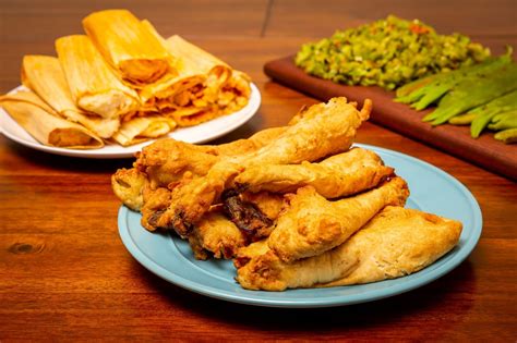 How many sugar are in chile rellenos with fresh chile - calories, carbs, nutrition