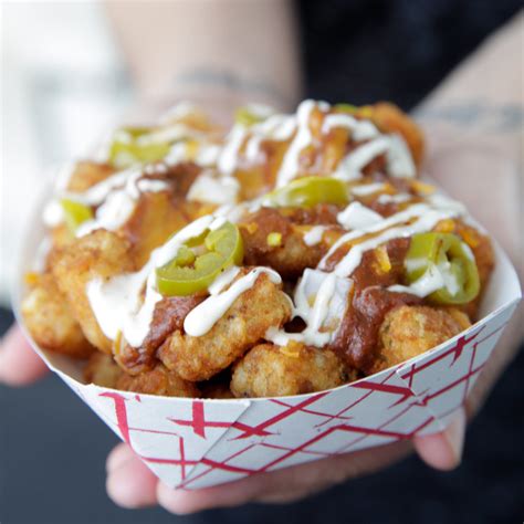 How many sugar are in chile verde tater tots (93309.3) - calories, carbs, nutrition