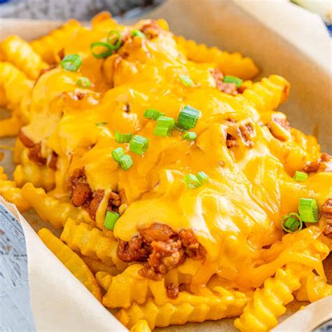 How many sugar are in chili cheese fries - calories, carbs, nutrition