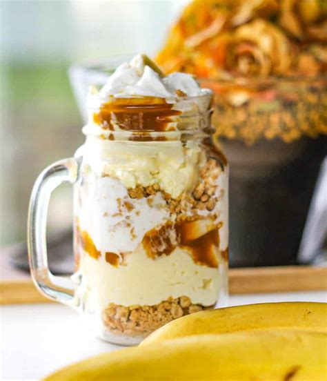 How many sugar are in chocolate caramel banana parfait - calories, carbs, nutrition