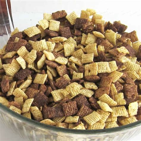 How many sugar are in chocolate chex cereal - calories, carbs, nutrition